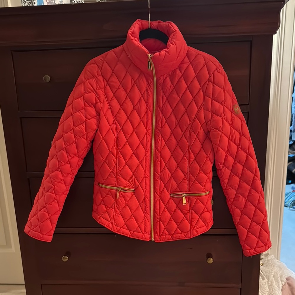 MICHAEL Michael Kors Red Puffer Jacket with Quilted Design